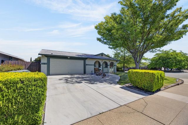 2300 Covered Wagon Cir, Elverta, CA 95626