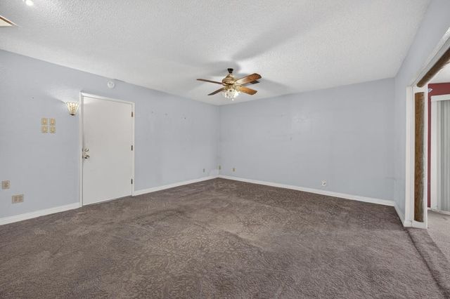 2300 Covered Wagon Cir, Elverta, CA 95626