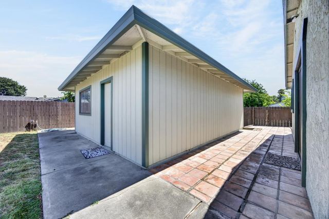 2300 Covered Wagon Cir, Elverta, CA 95626