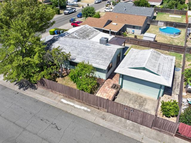 2300 Covered Wagon Cir, Elverta, CA 95626
