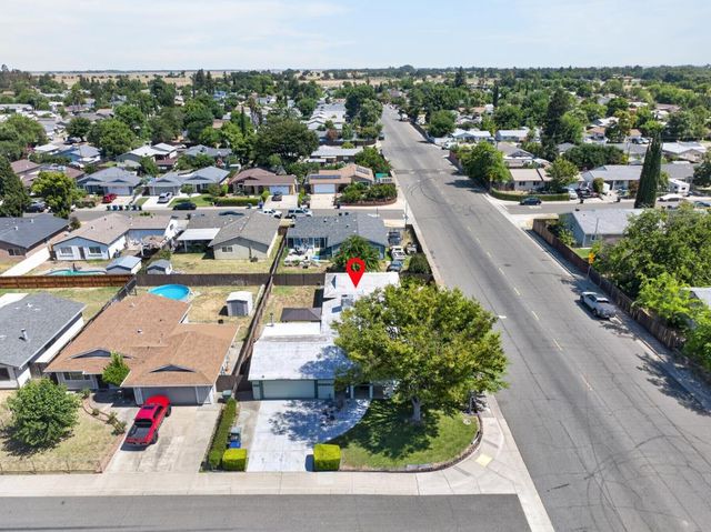 2300 Covered Wagon Cir, Elverta, CA 95626