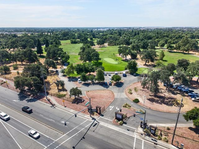 2300 Covered Wagon Cir, Elverta, CA 95626