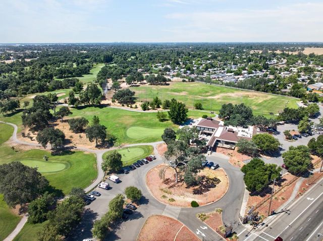 2300 Covered Wagon Cir, Elverta, CA 95626