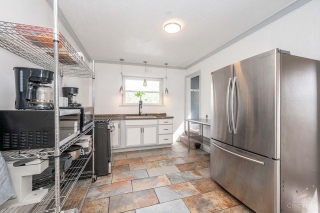 2693 Montana Avenue, Cincinnati, OH 45211