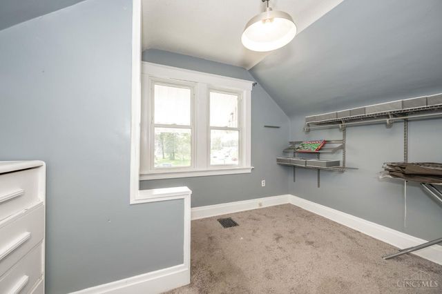 2693 Montana Avenue, Cincinnati, OH 45211