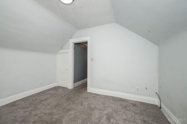 2693 Montana Avenue, Cincinnati, OH 45211