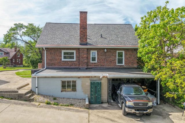 2693 Montana Avenue, Cincinnati, OH 45211