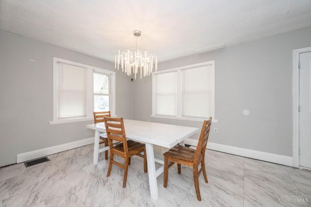 2693 Montana Avenue, Cincinnati, OH 45211