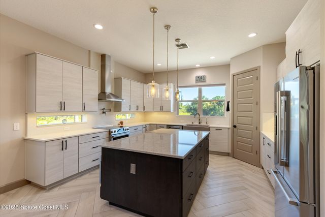 300 Pinto Lane, Palm Bay, FL 32909