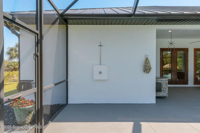 300 Pinto Lane, Palm Bay, FL 32909