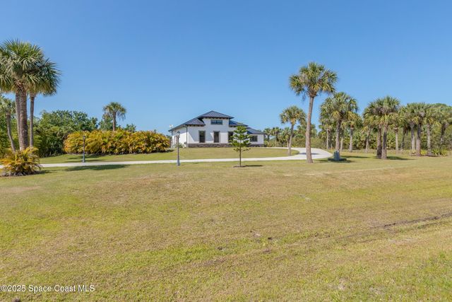 300 Pinto Lane, Palm Bay, FL 32909