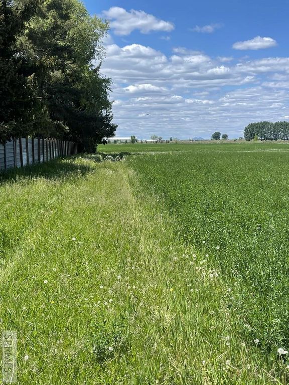Image 10 of property listing at TBD S 45 W, Idaho Falls, ID 83402