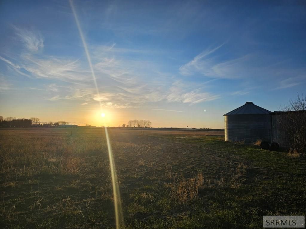 Image 7 of property listing at TBD S 45 W, Idaho Falls, ID 83402