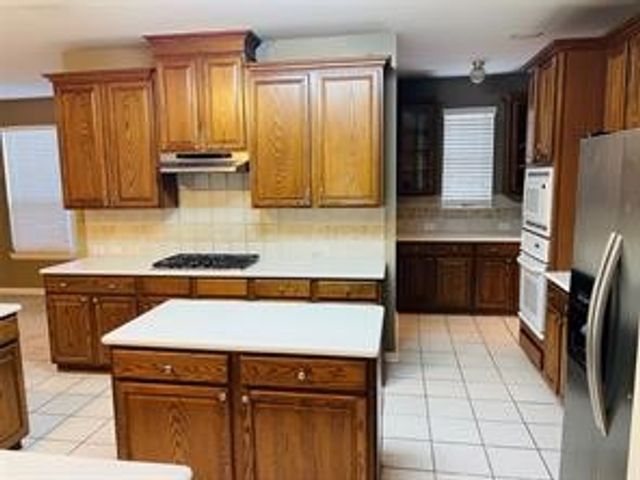 4520 White Rock Lane, Plano, TX 75024