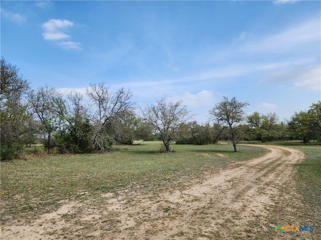 212 Oak Glen Lane, Briggs, TX 78608
