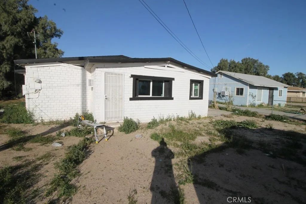 35630 San Bernardino, Daggett, CA 92327