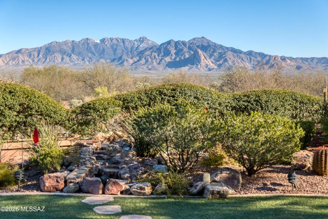 5835 S Atascosa Peak Drive, Green Valley, AZ 85622