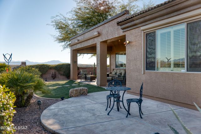5835 S Atascosa Peak Drive, Green Valley, AZ 85622