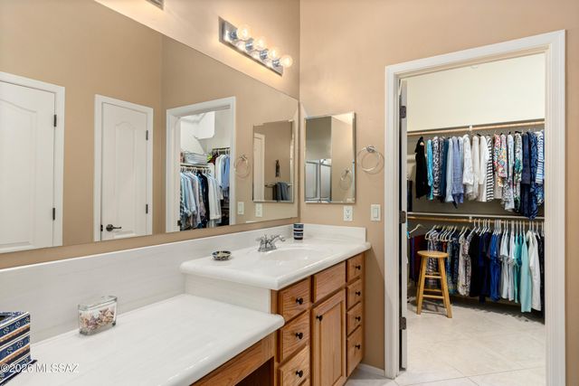 5835 S Atascosa Peak Drive, Green Valley, AZ 85622