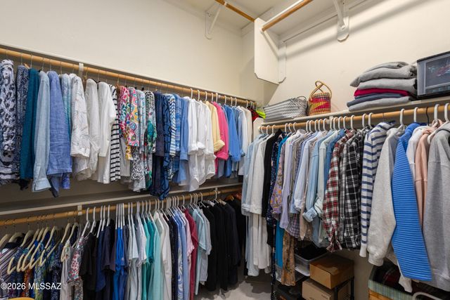 5835 S Atascosa Peak Drive, Green Valley, AZ 85622