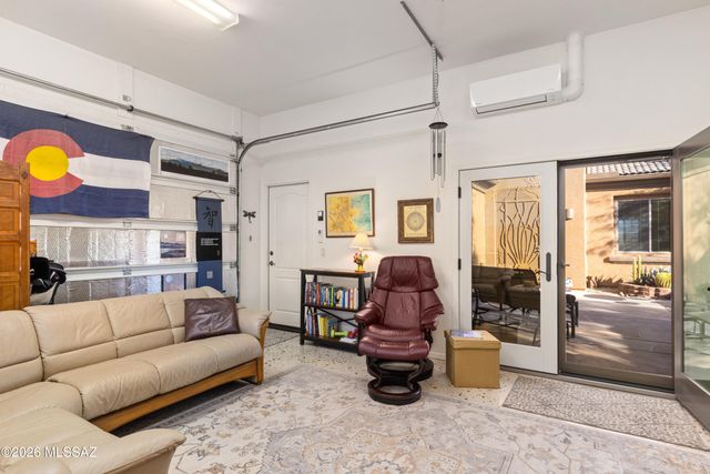 5835 S Atascosa Peak Drive, Green Valley, AZ 85622