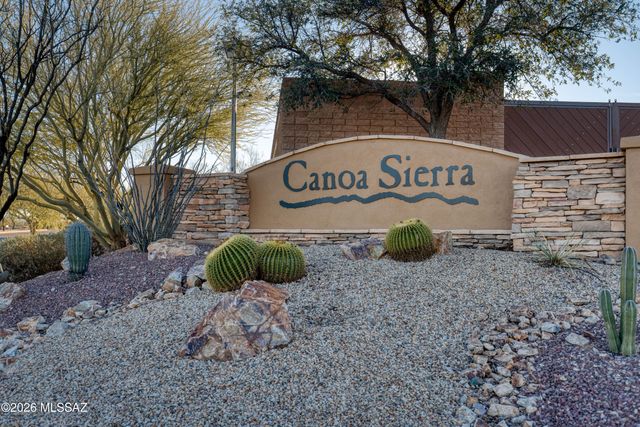 5835 S Atascosa Peak Drive, Green Valley, AZ 85622