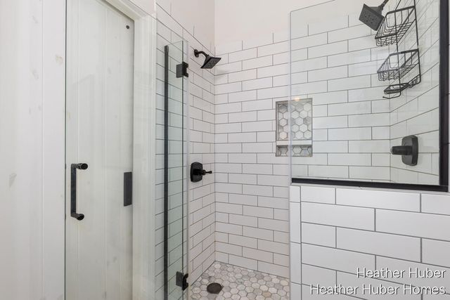 5196 S Oakvale Court, Wyoming, MI 49519