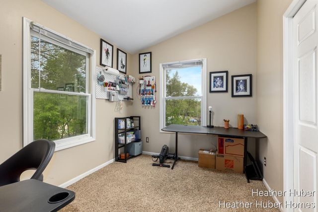 5196 S Oakvale Court, Wyoming, MI 49519