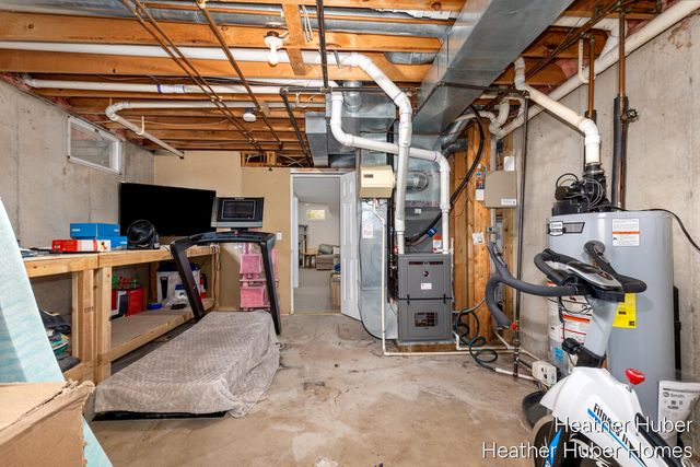5196 S Oakvale Court, Wyoming, MI 49519
