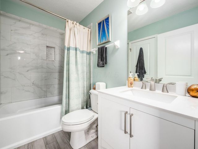 5264 Royal Arch Cascade Drive, 25 25, Dublin, OH 43016