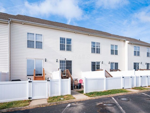 5264 Royal Arch Cascade Drive, 25 25, Dublin, OH 43016