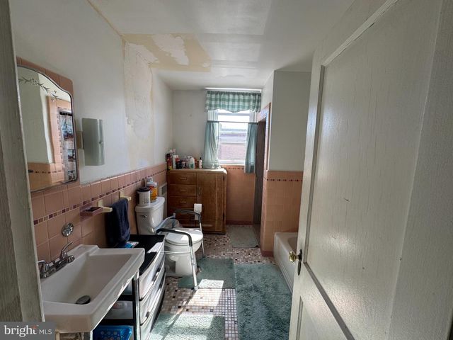 3447 VISTA ST, Philadelphia, PA 19136