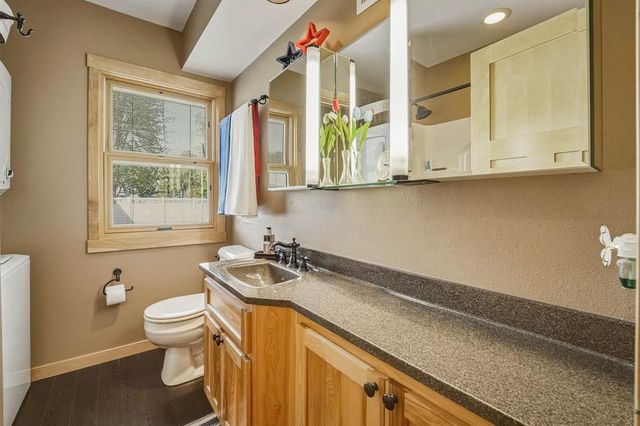 800 Stanley Street, Chippewa Falls, WI 54729