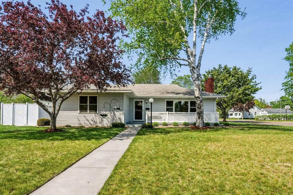 800 Stanley Street, Chippewa Falls, WI 54729
