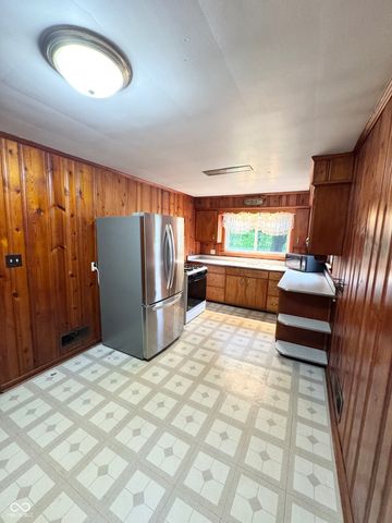 9849 N 125 W, Fortville, IN 46040