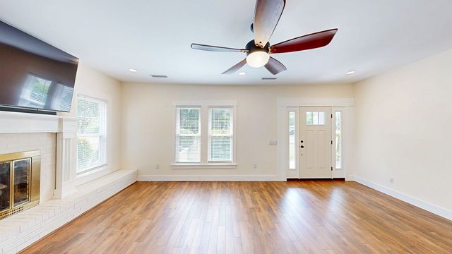 318 S Main Street, Headland, AL 36345