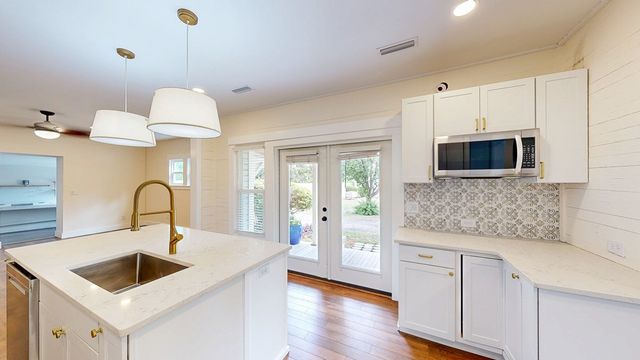 318 S Main Street, Headland, AL 36345