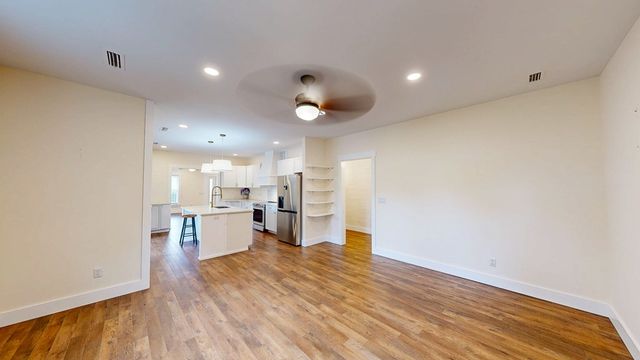 318 S Main Street, Headland, AL 36345