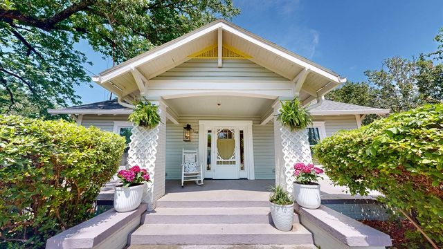 318 S Main Street, Headland, AL 36345