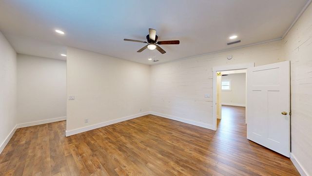 318 S Main Street, Headland, AL 36345
