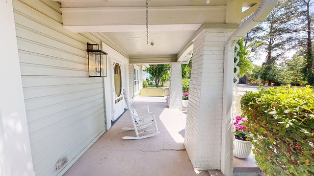 318 S Main Street, Headland, AL 36345