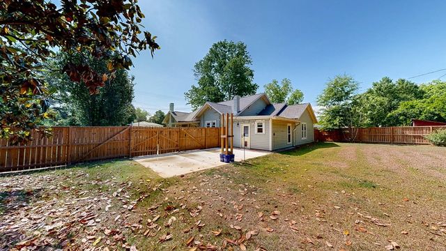 318 S Main Street, Headland, AL 36345