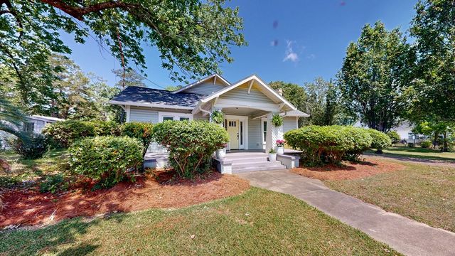 318 S Main Street, Headland, AL 36345