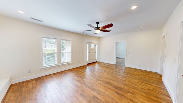 318 S Main Street, Headland, AL 36345