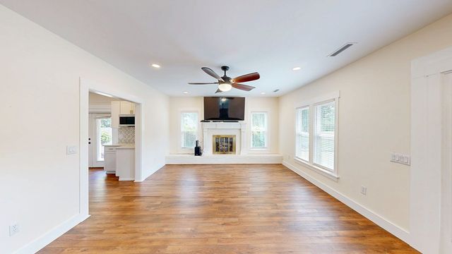 318 S Main Street, Headland, AL 36345
