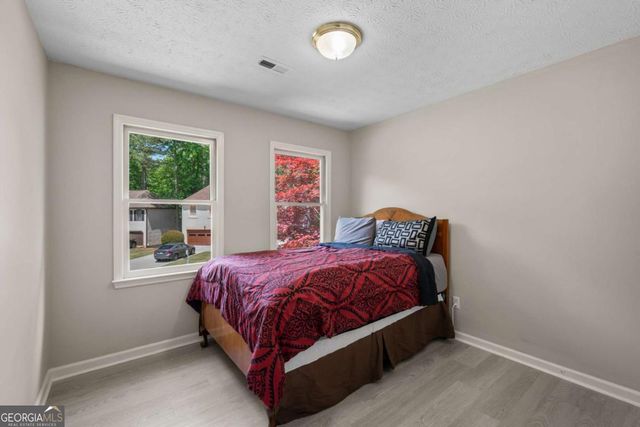 510 Ambergate Court, Roswell, GA 30076