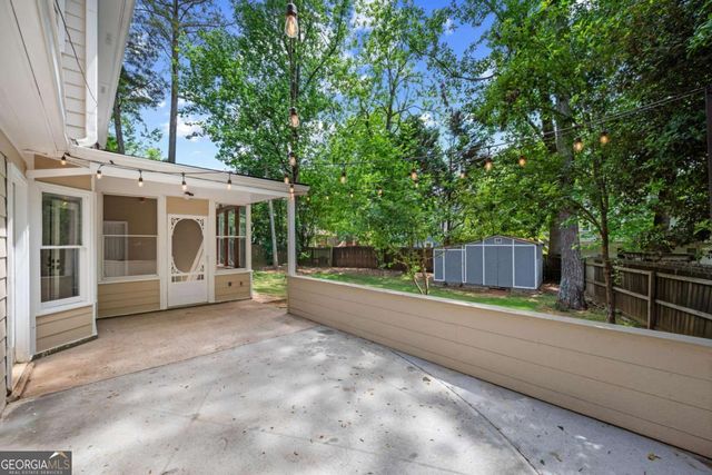 510 Ambergate Court, Roswell, GA 30076