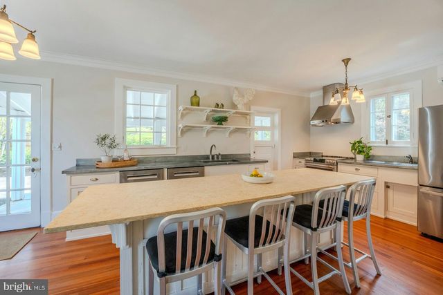15520 SECOND ST, Waterford, VA 20197