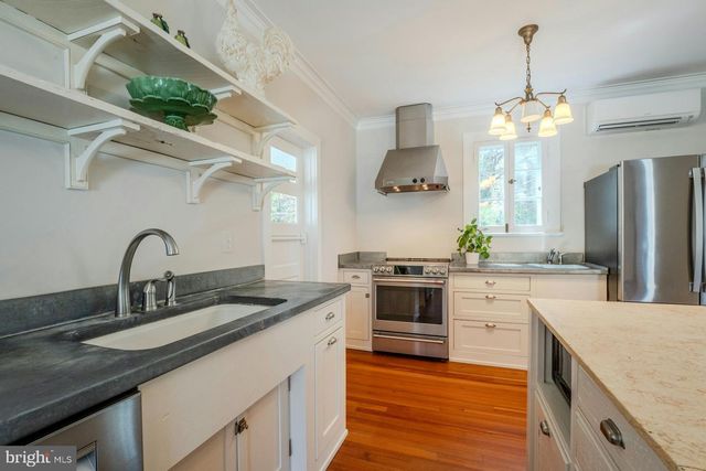 15520 SECOND ST, Waterford, VA 20197