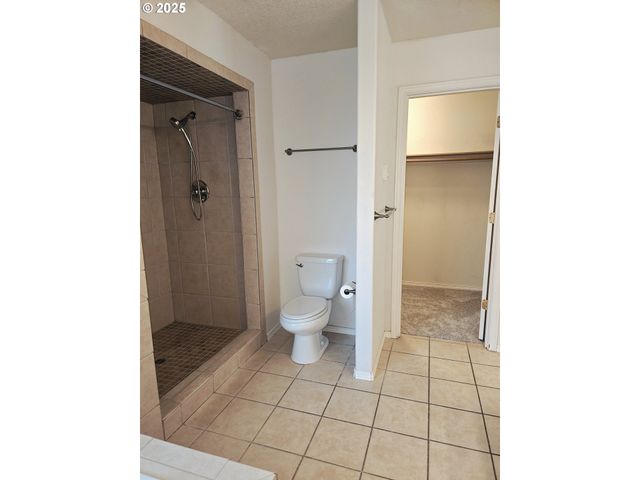 68307 E TWINBERRY Loop, Welches, OR 97067